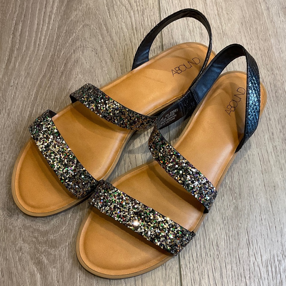 ABOUND Sandal Multi Color Glitter Size 8.5 NWOT